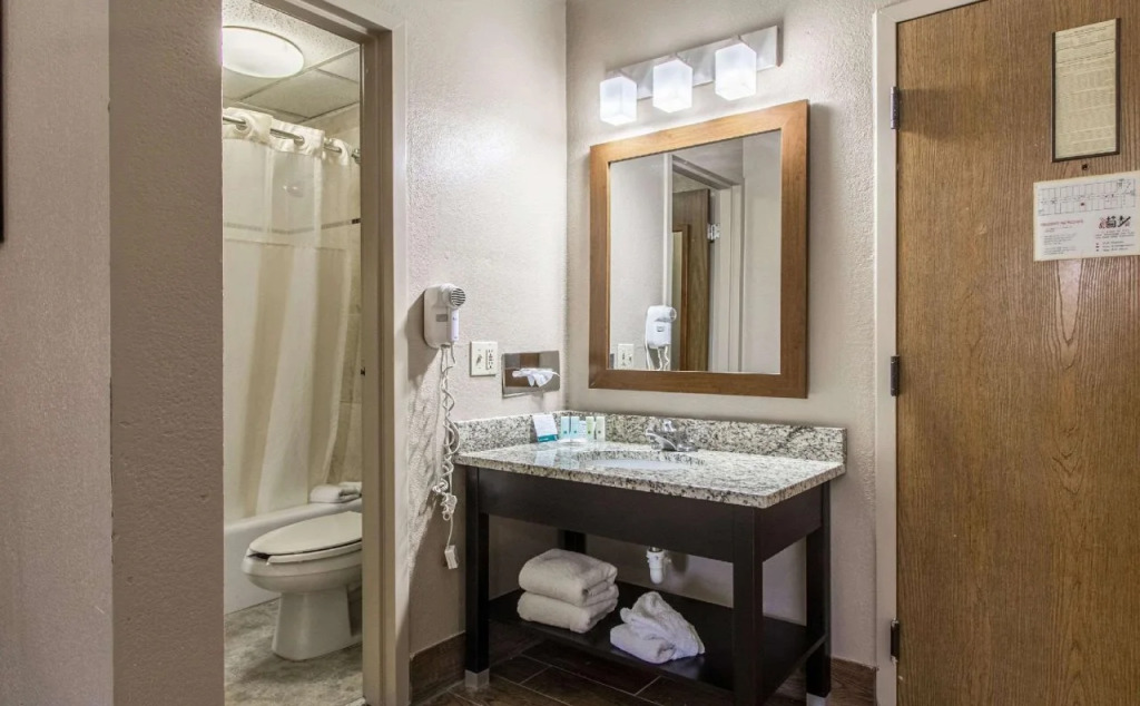 Econo Lodge Wickliffe - Cleveland East
