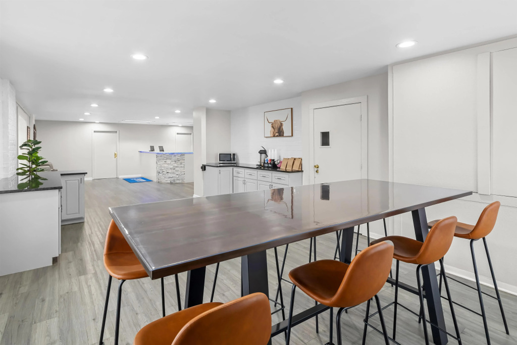Americas Best Value Inn Austin