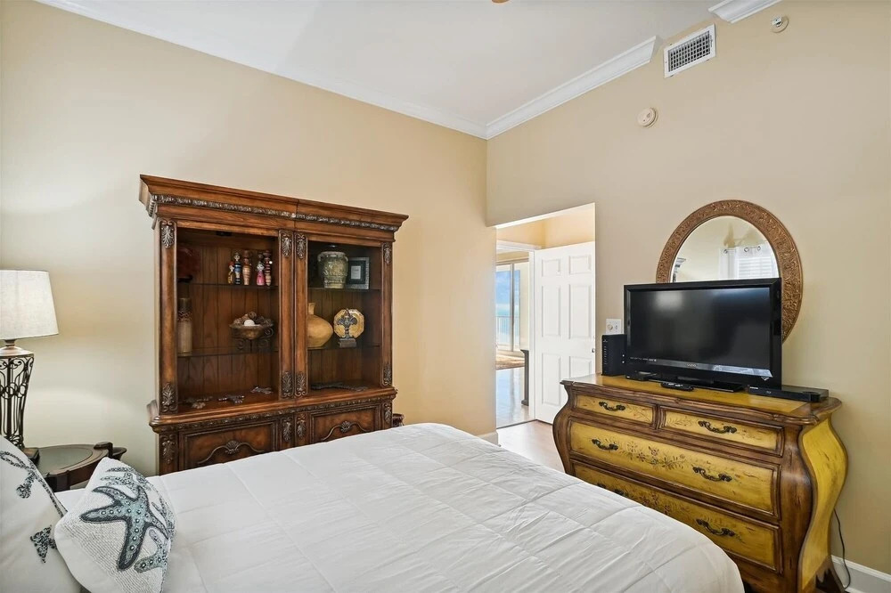 Oceania 902 - Gulf Front 3 BR - sleeps 6 3 Bedroom Condo by RedAwning