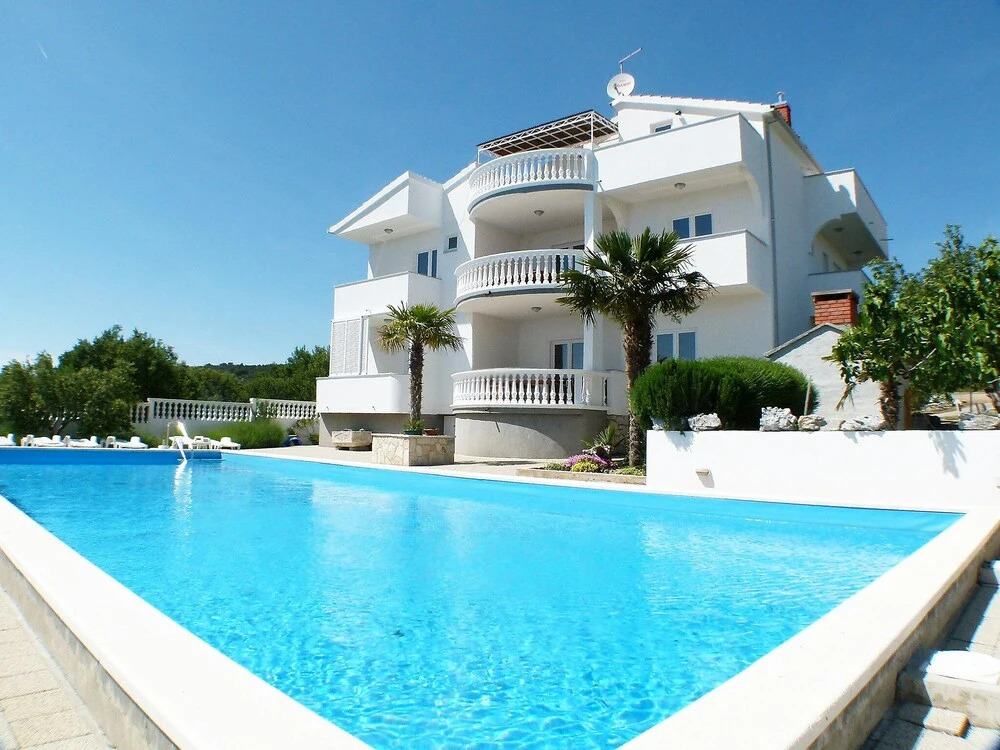 Rina Vodice in Vodice