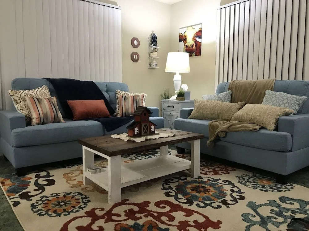 Parkway Suites
