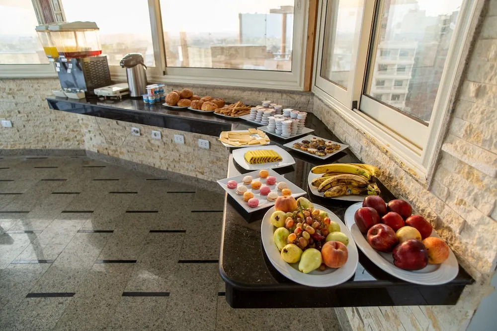 Top pyramids view hotel