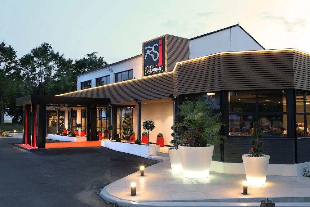 Logis Hotel Relais Saint Jacques - Châteauroux