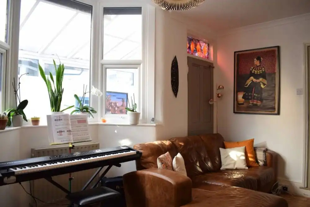 Quiet 1 Bedroom Home in South London
