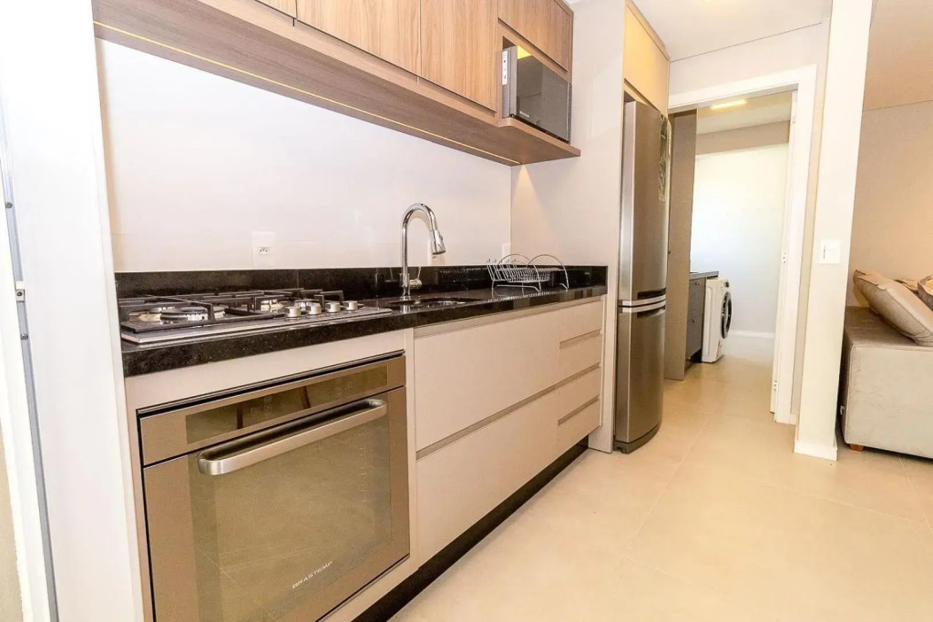 Puntarenas 303 - Excelente cobertura duplex 3 suítes - Finamente mobiliada e decorada - À poucos metros da praia
