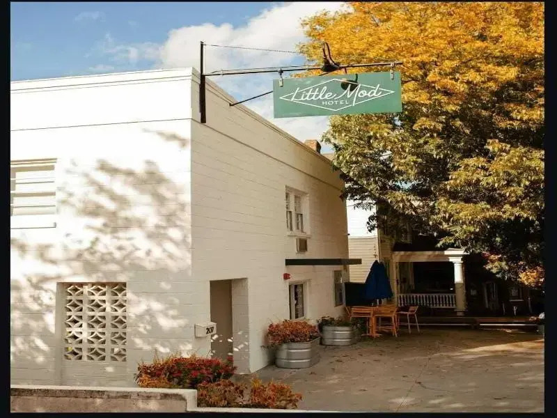 Little Mod Hotel at the University