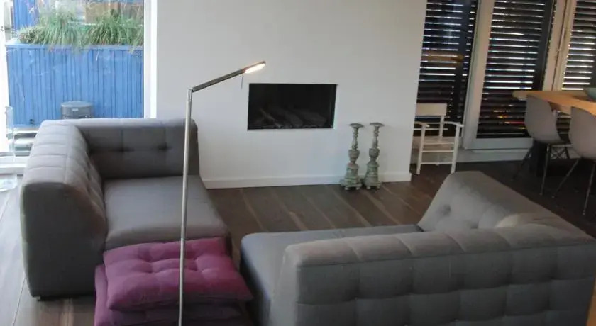 Floating House