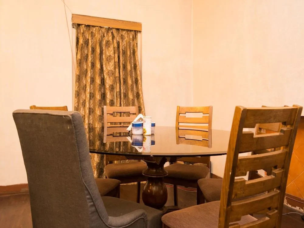 OYO 6157 Coral Residency