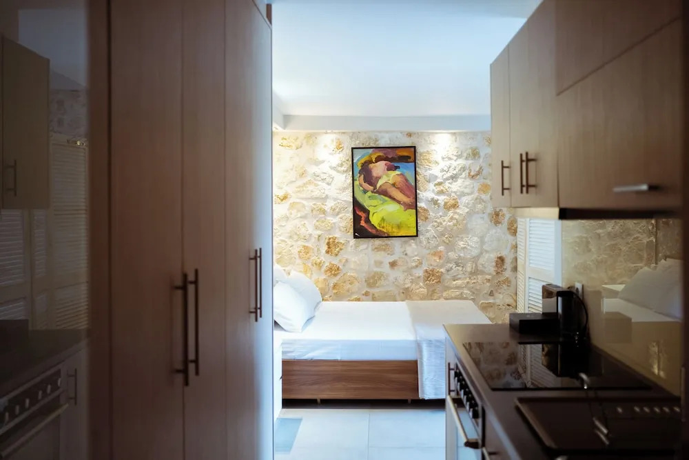 Christies Luxury Suites by Dandy Hospitality