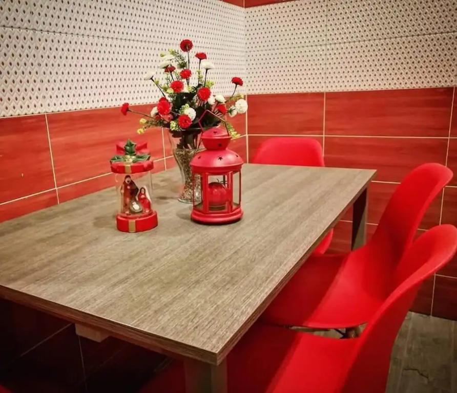 EmyJo Central B&B