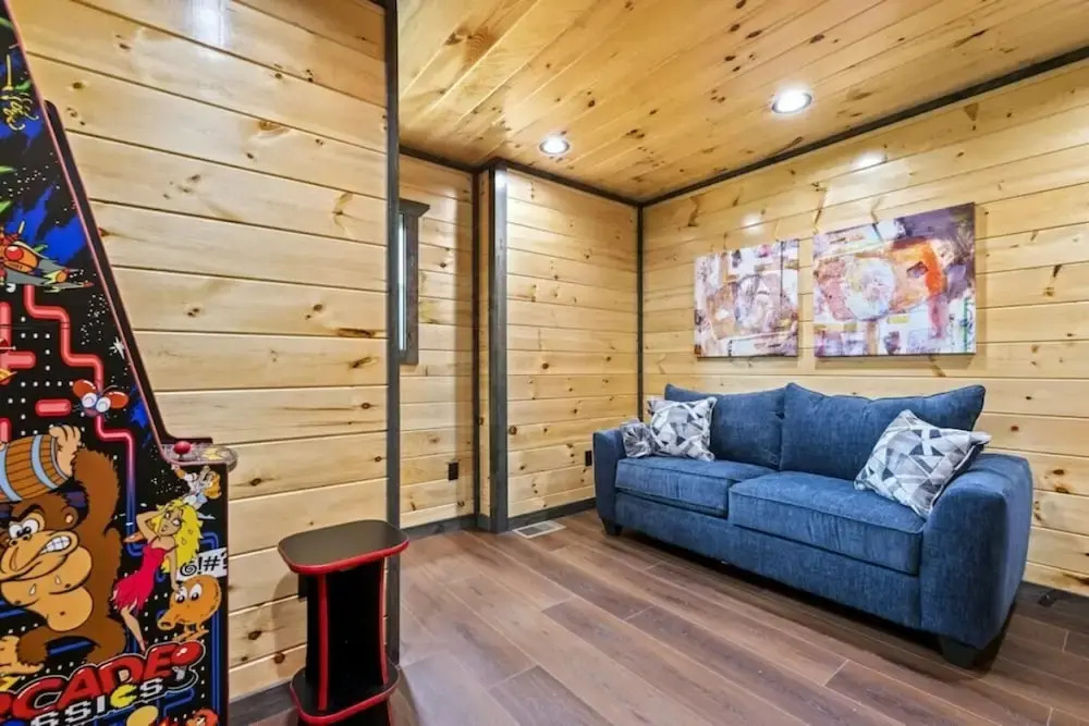 Smoky Top Cabin