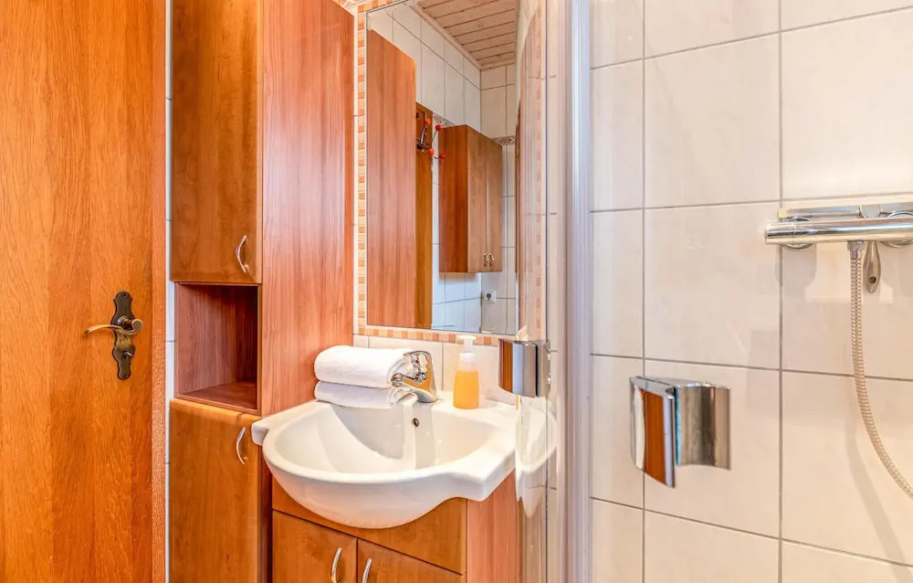 Amazing Home In Dagebüll With Wifi
