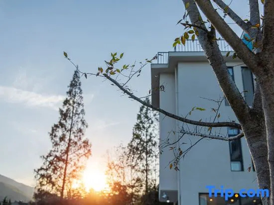 Mogan Mountain Muxia Star Camping Resort Villa