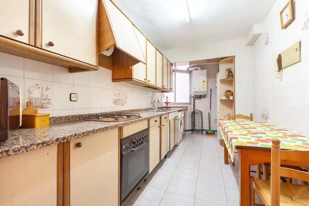 Apartment with 2 Bedrooms in Tarragona, with Wifi