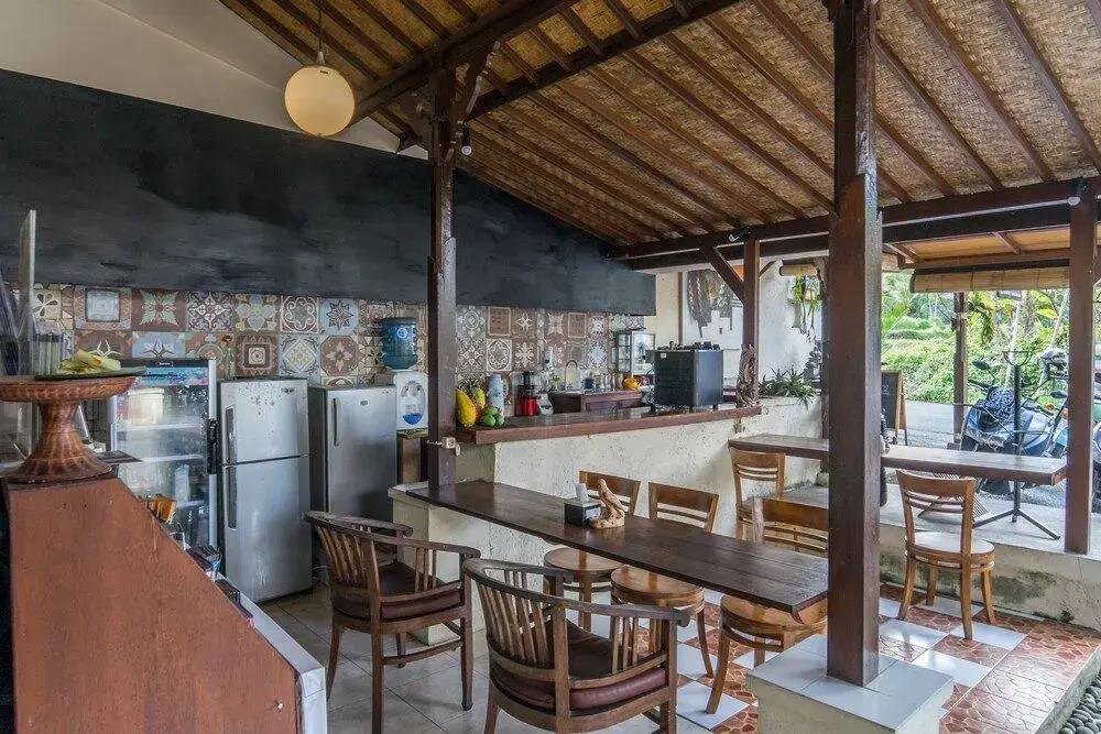Sari Bamboo Bungalows