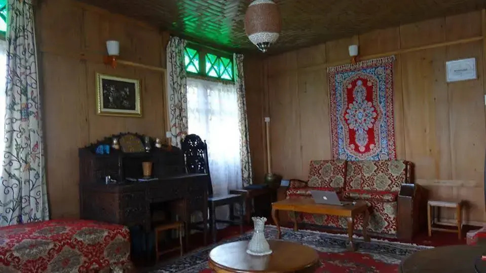 Shalimar Group of Houseboats