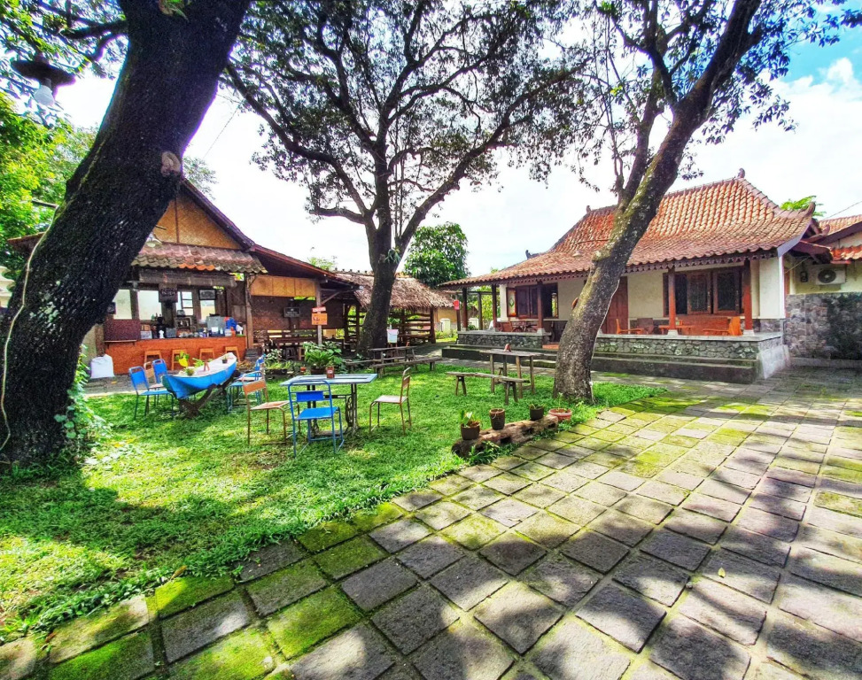 Omah Pitoe Yogya Homestay