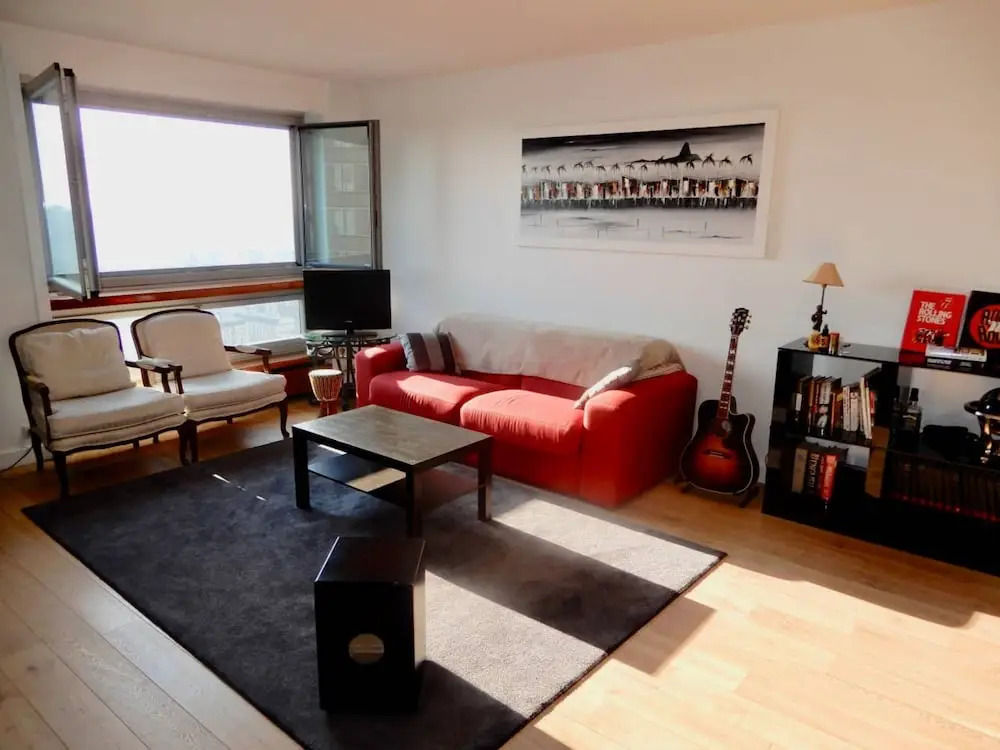 Modern 1 Bedroom Apartment Near Eiffel Tower