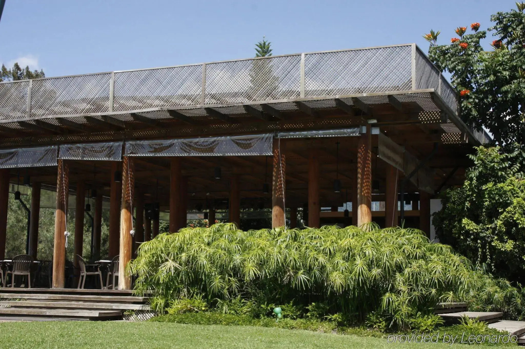 Porta Hotel del Lago