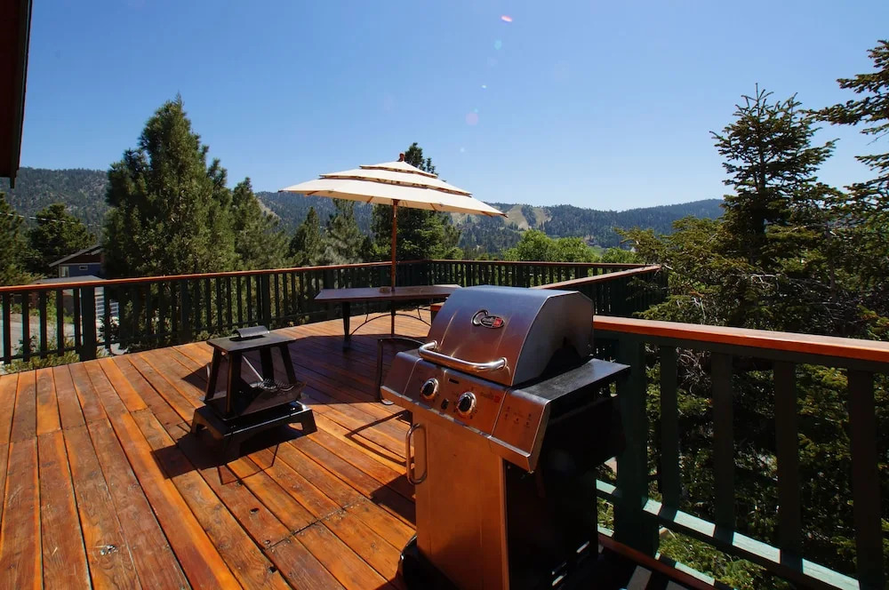 Wolf View Lodge