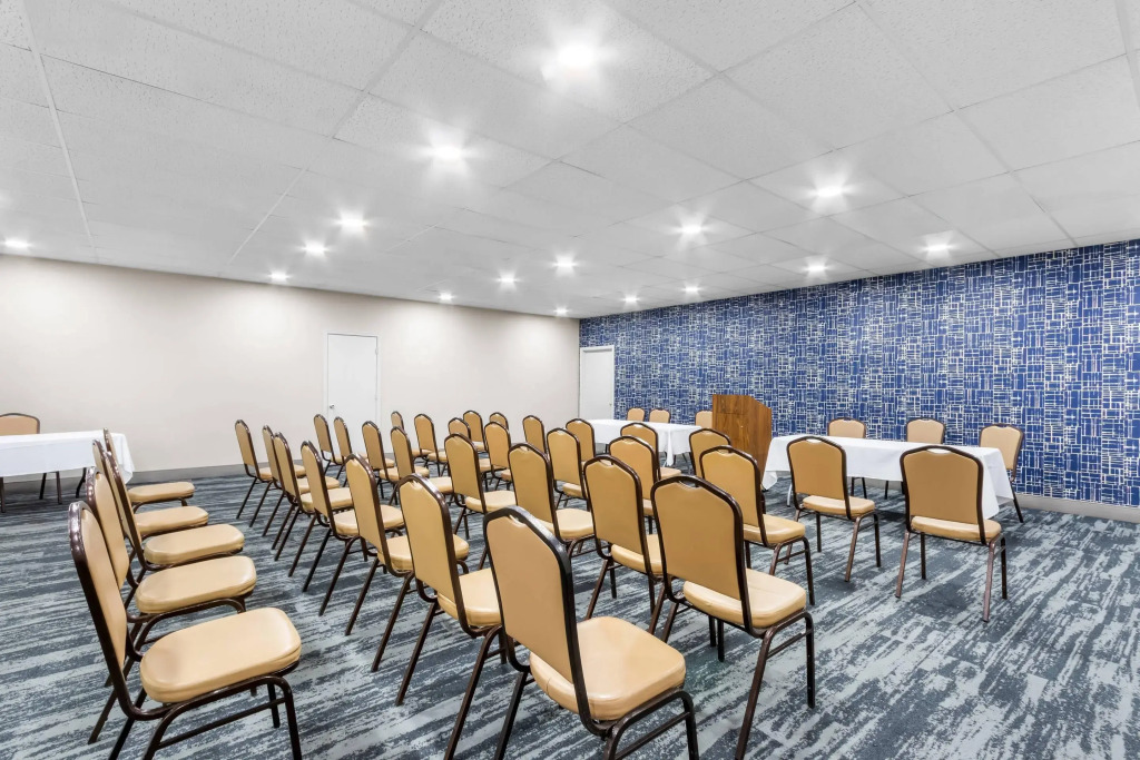 Quality Inn & Suites Lake Havasu City