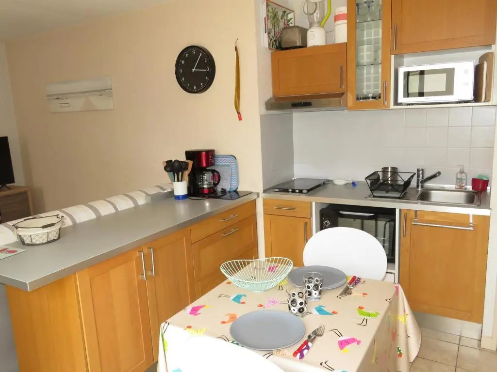 Appartement Sète, 2 pièces, 4 personnes - FR-1-338-392