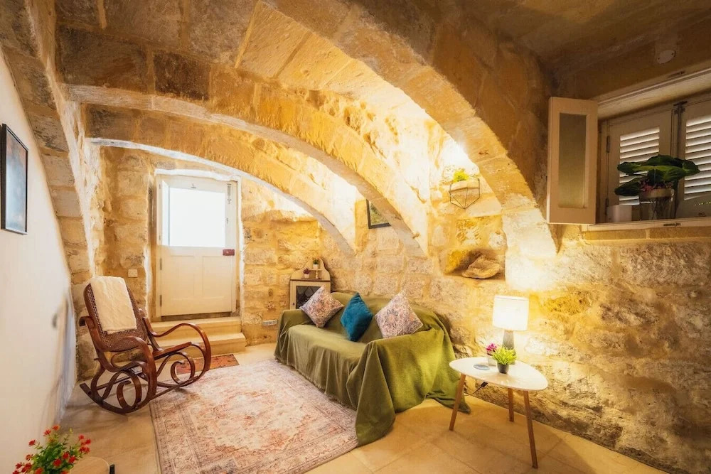 Traditional 500 Year old Gozitan Townhouse