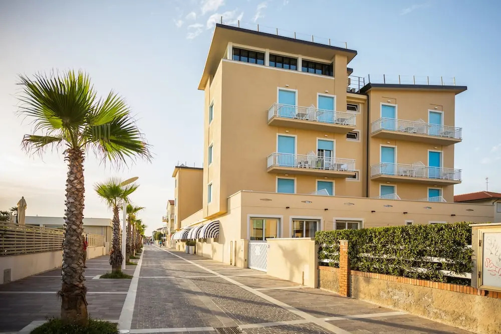 Stella Marina Residence