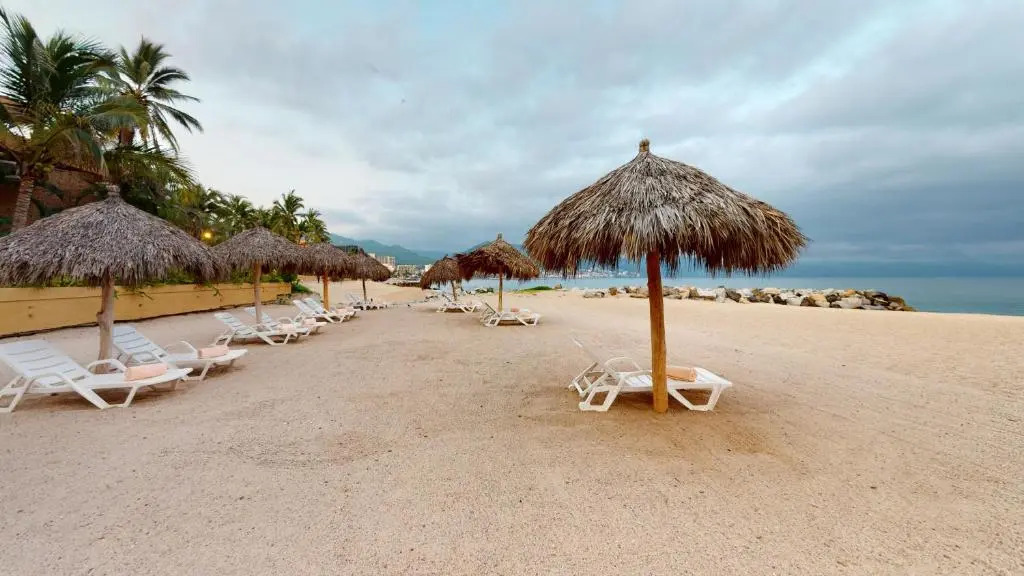 Park Royal Homestay Los Tules.