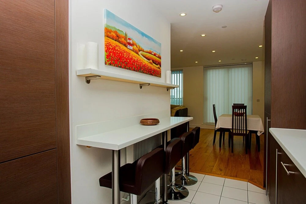 Beautiful 3 Bed Penthouse with Gym