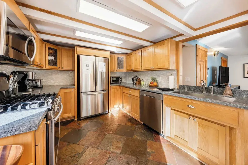 Year-round Tahoe Escape With Hot Tub & Outdoor Dining Timberline Haven by Avantstay