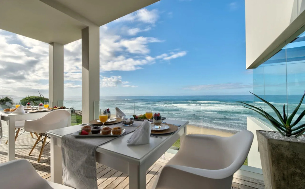 Oceans Villa