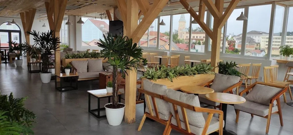 7S Hotel DTCentral near Catheral Dalat