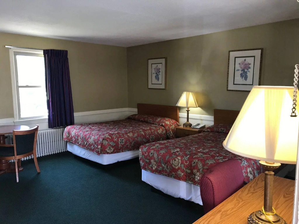 Royal Inn Motel