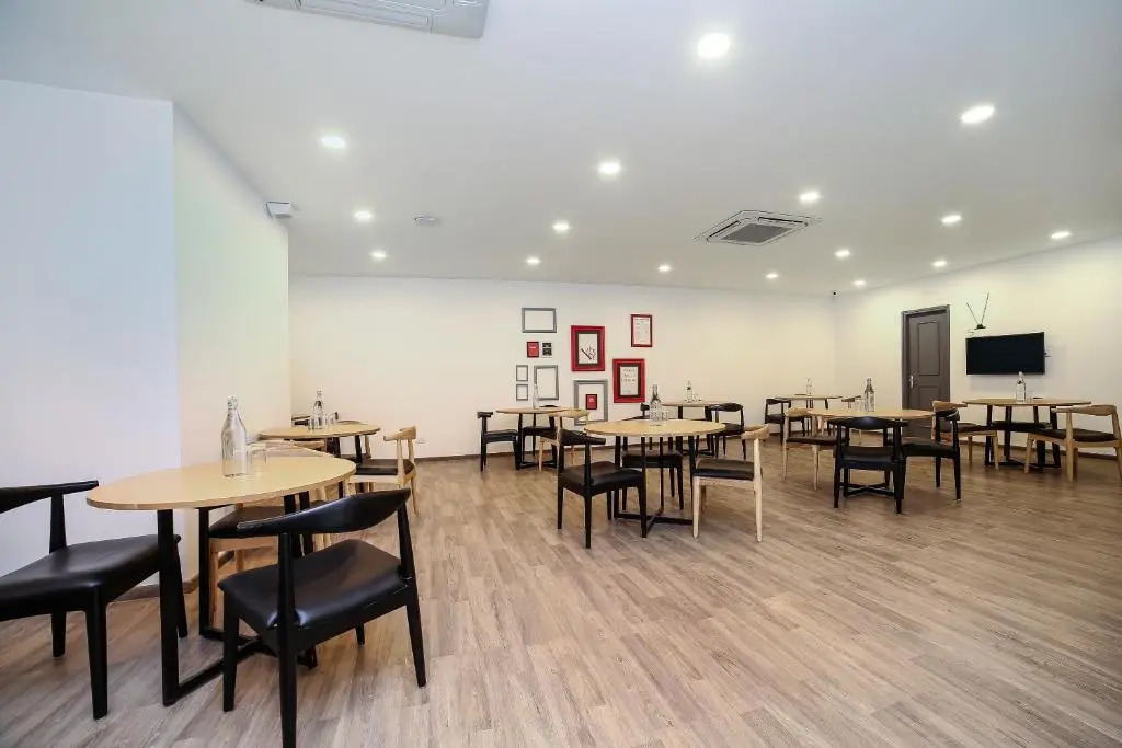 OYO Townhouse 067 Chattarpur