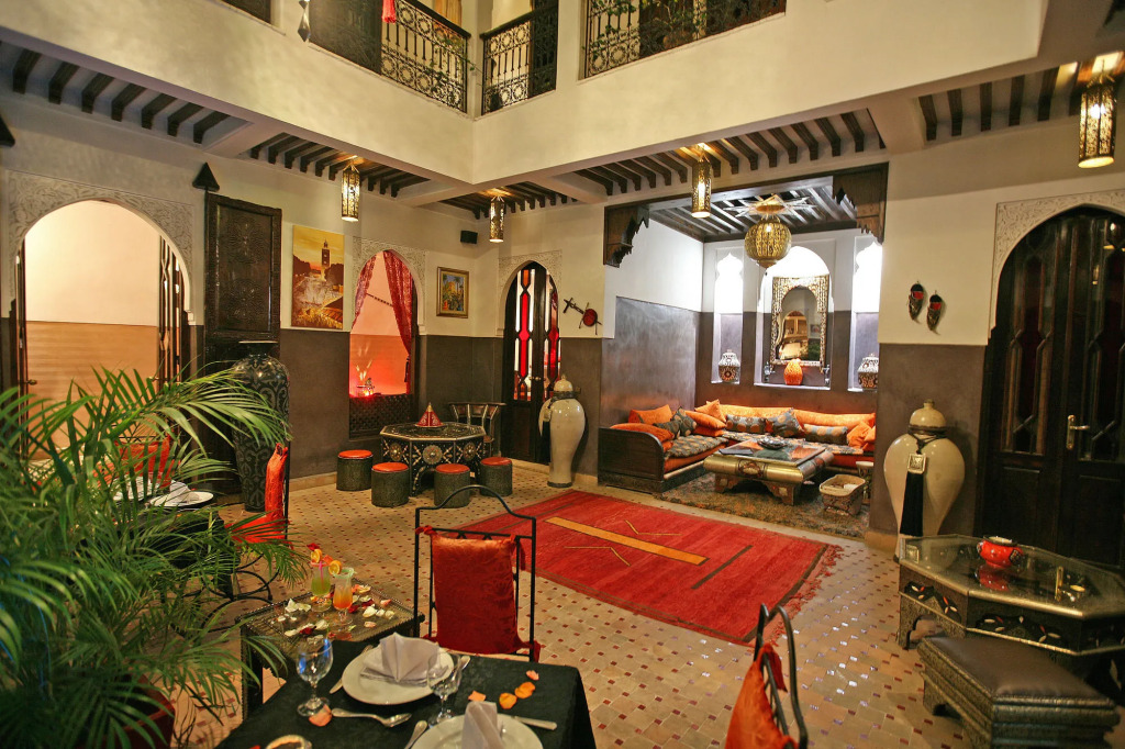 Riad La Porte Rouge By La Siredrah