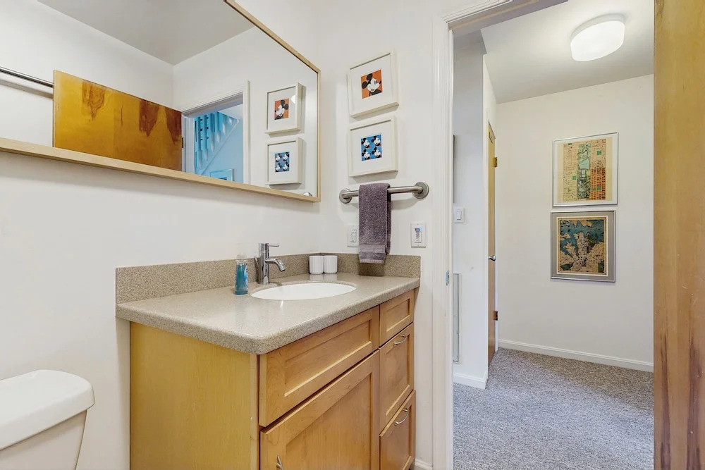 5 Blocks to Shore! Rehoboth Beach Family Escape