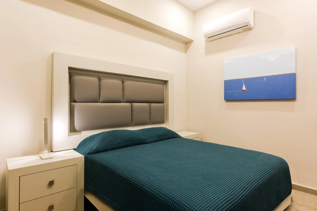 Unique Modern Apartment | Playa del Carmen | Pool, Solarium & Terrace | Close To The Beach