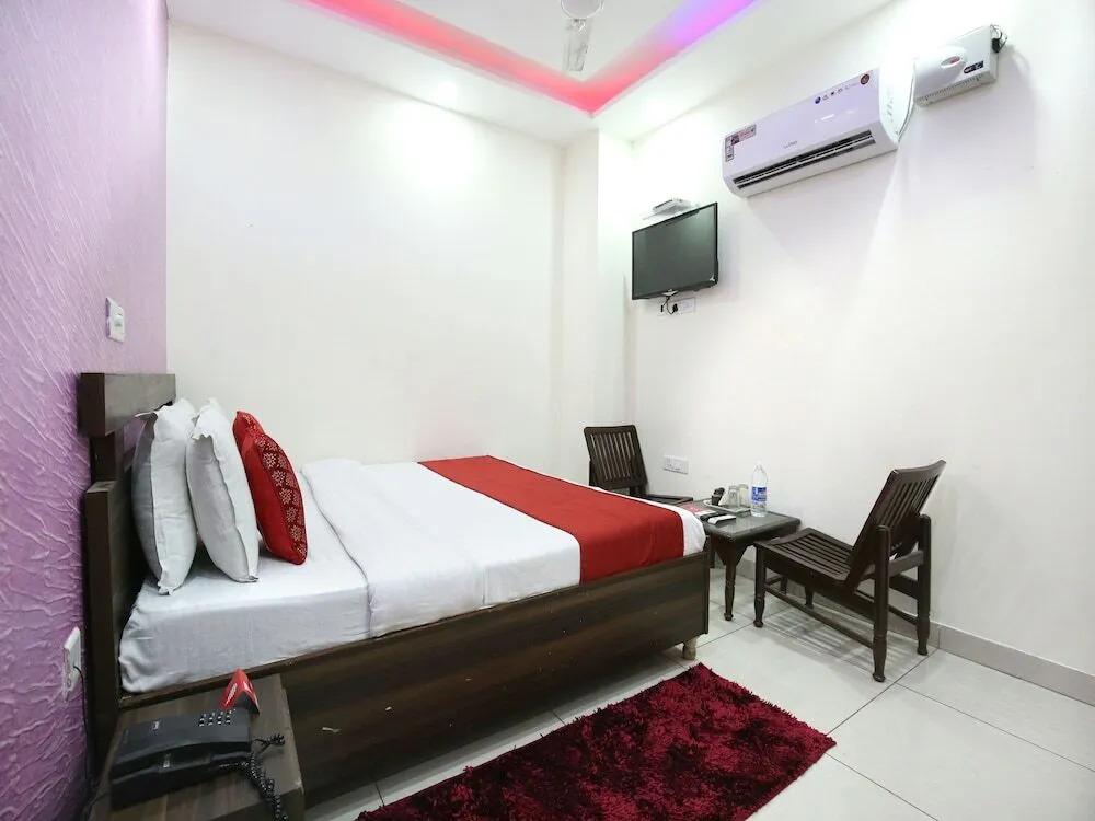 New DK Palace by OYO Rooms