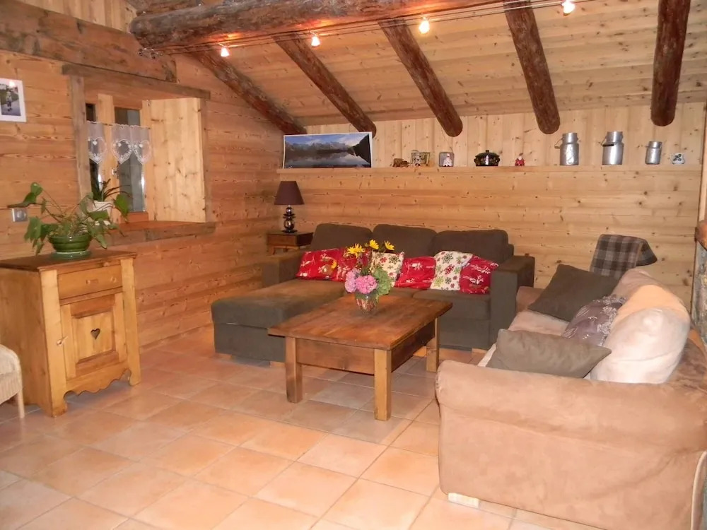 Apartment Facing Mont Blanc
