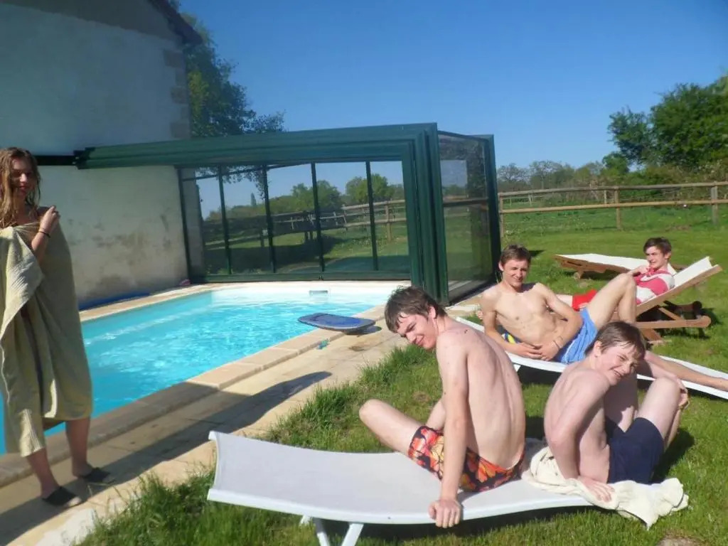 Gîte champêtre avec piscine et Wifi à Souvigny - FR-1-489-231