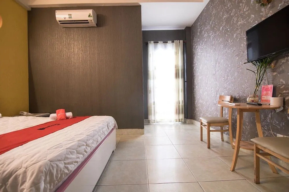 Reddoorz Plus Near Aeon Mall Tan Phu 2