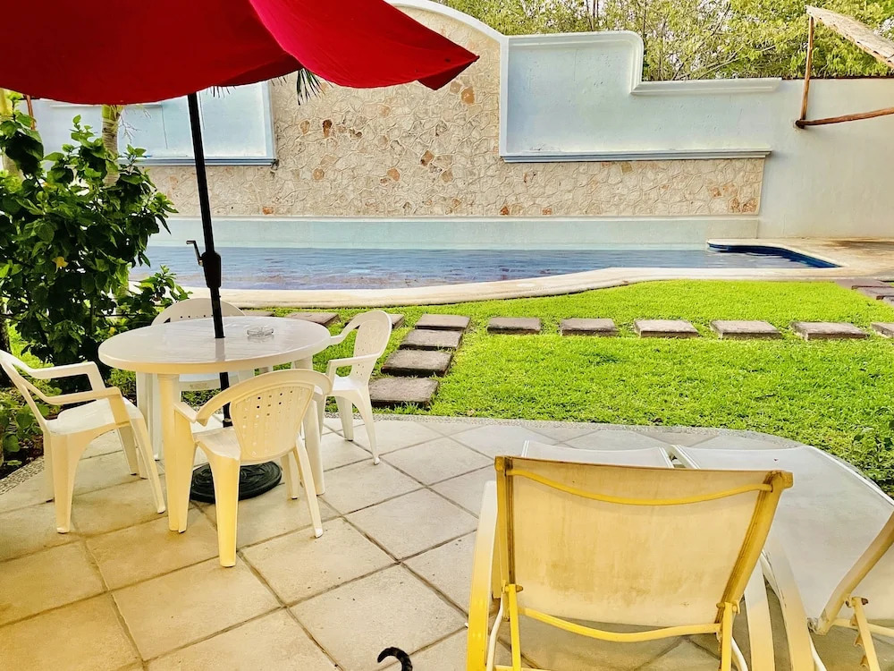 Gorgeous 22 People Villa With Pool Playacar Phase 2