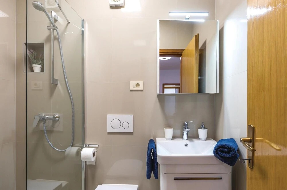 Stunning Home In Makarska