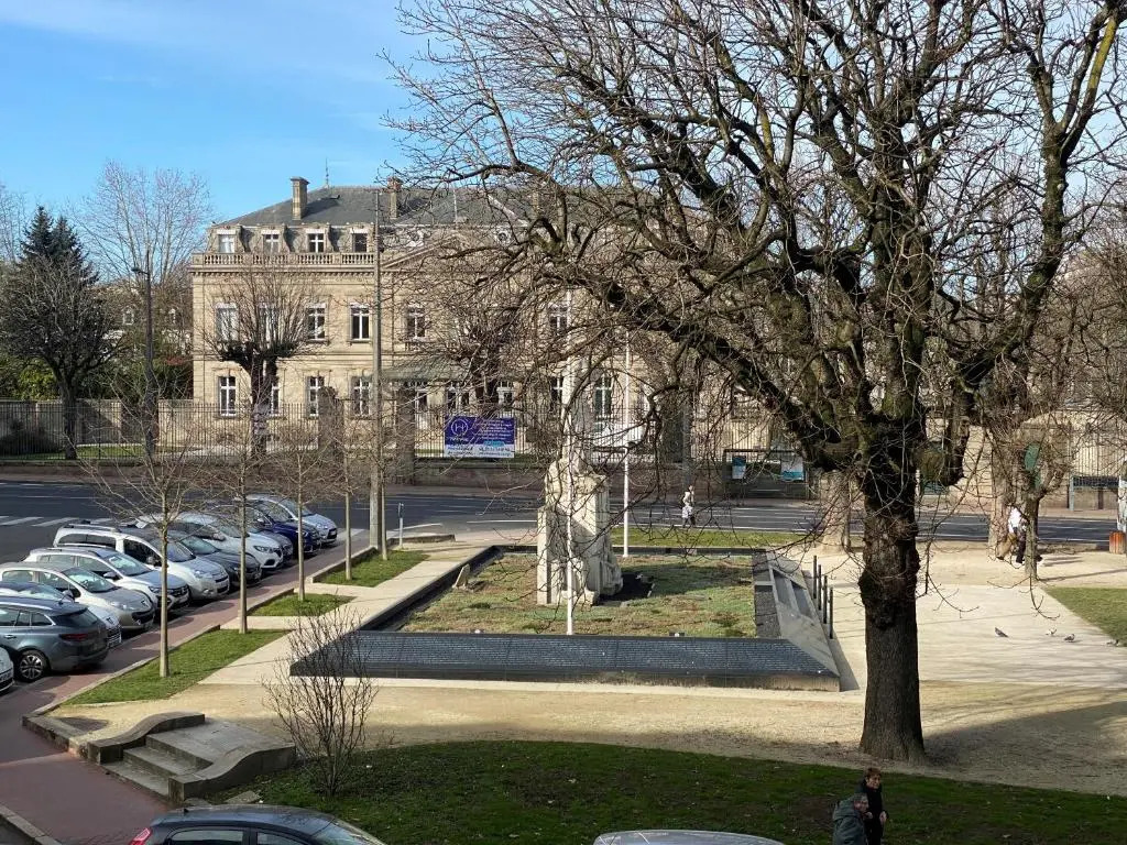 Hôtel de la paix