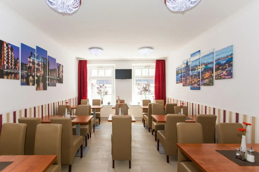 Hotel Condor