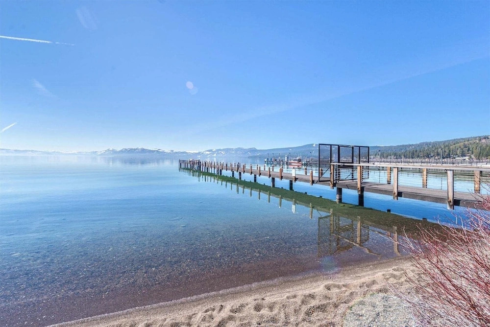 Tahoe City - Lake Forest Condo 3 Bedroom Condo