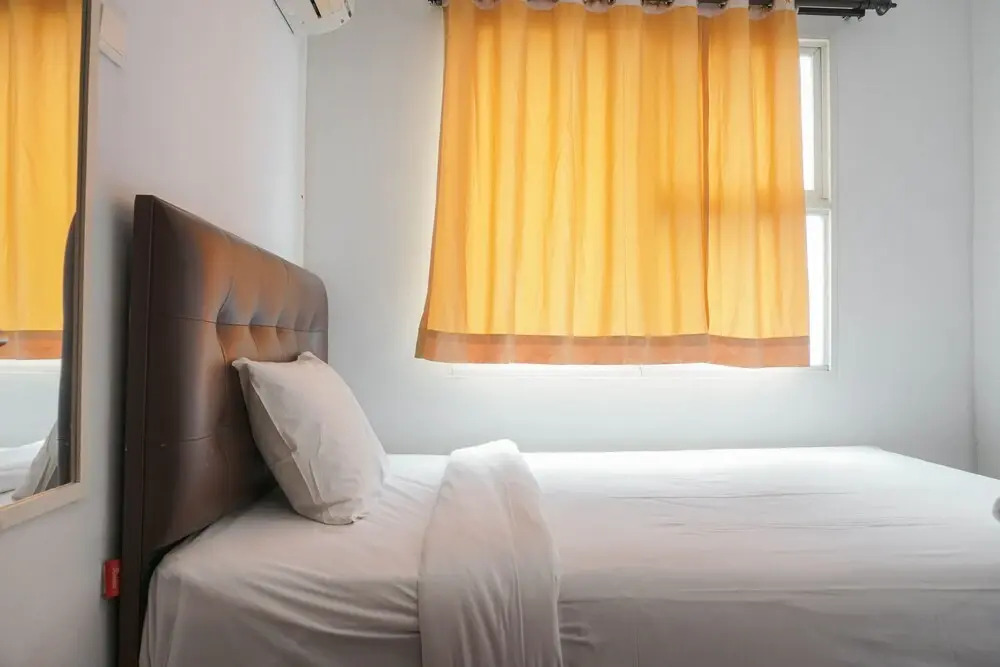 Comfort Living 2Br at Belmont Residence Puri Apartment by Travelio