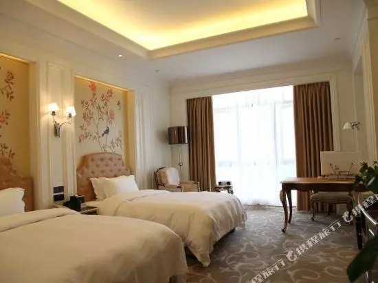 Zhaoshang Center Hotel