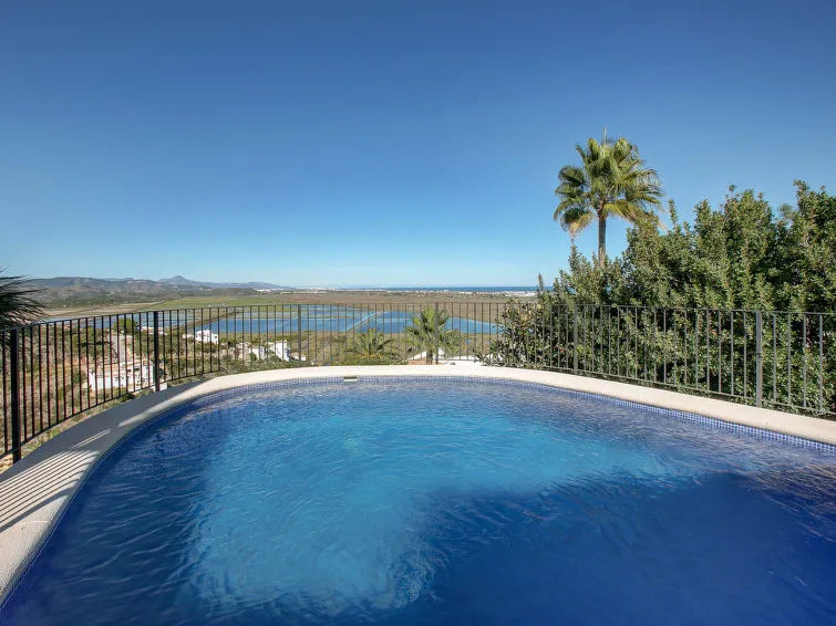 Villa Villa Flores by Interhome